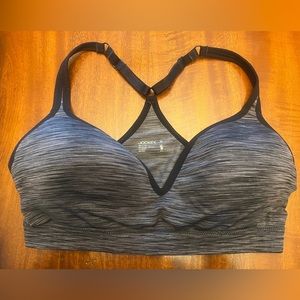 Jockey molded cup sports bra - medium support, Sz XL
